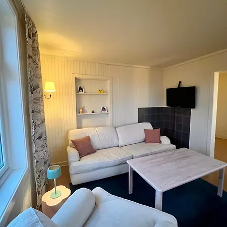 Littahuset 莫斯克内斯